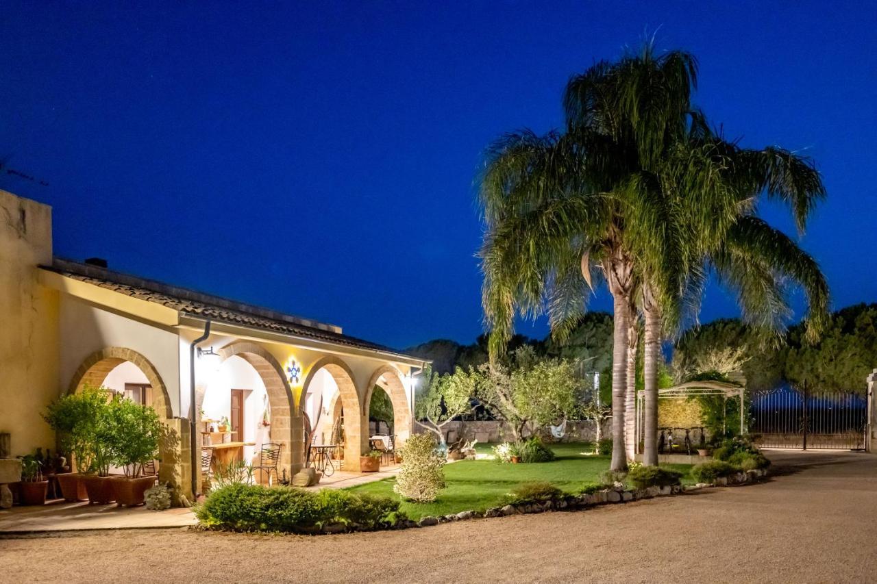 Masseria Casina Montana Корильяно-д'Отранто Экстерьер фото