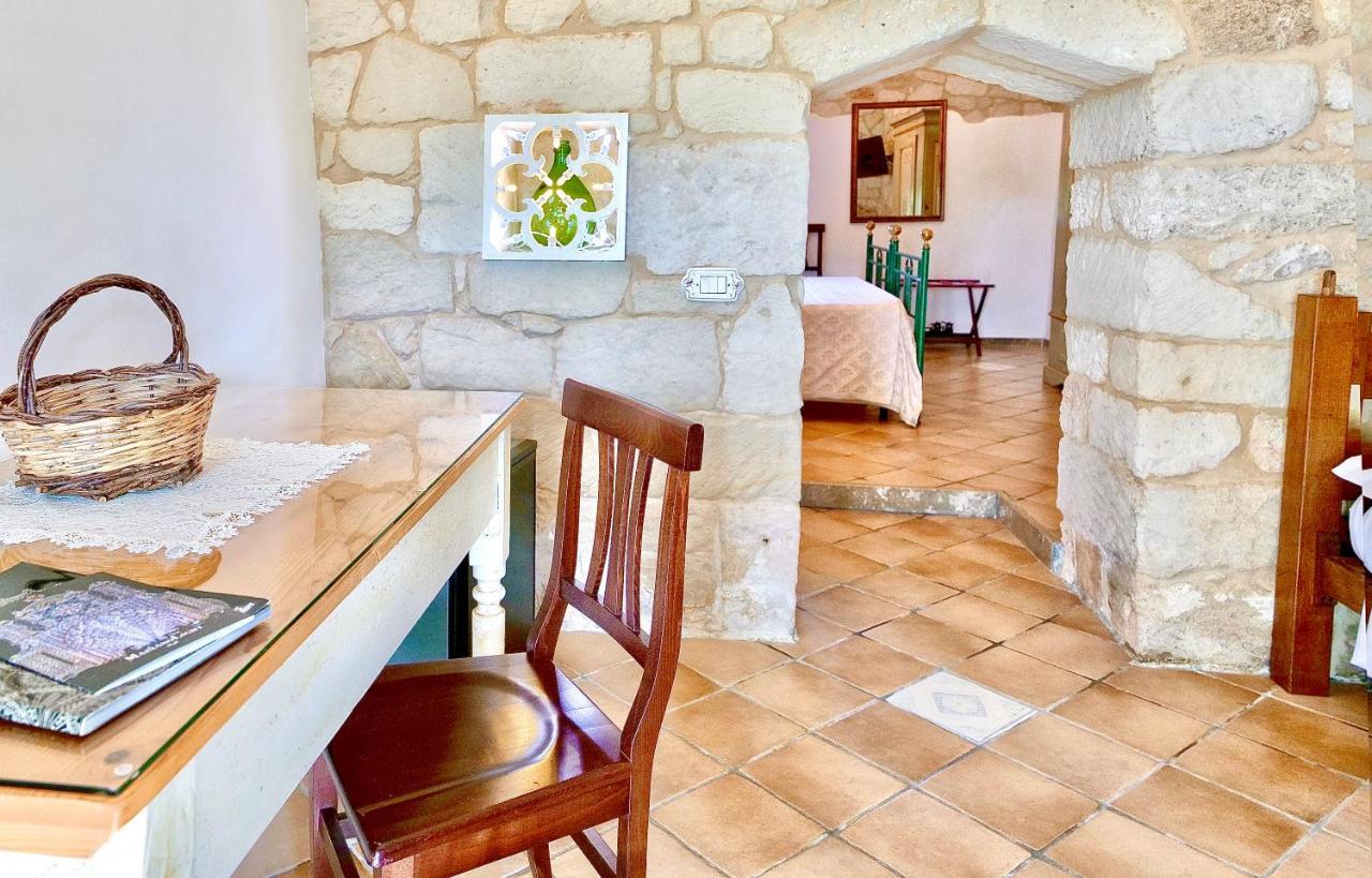Masseria Casina Montana Корильяно-д'Отранто Экстерьер фото