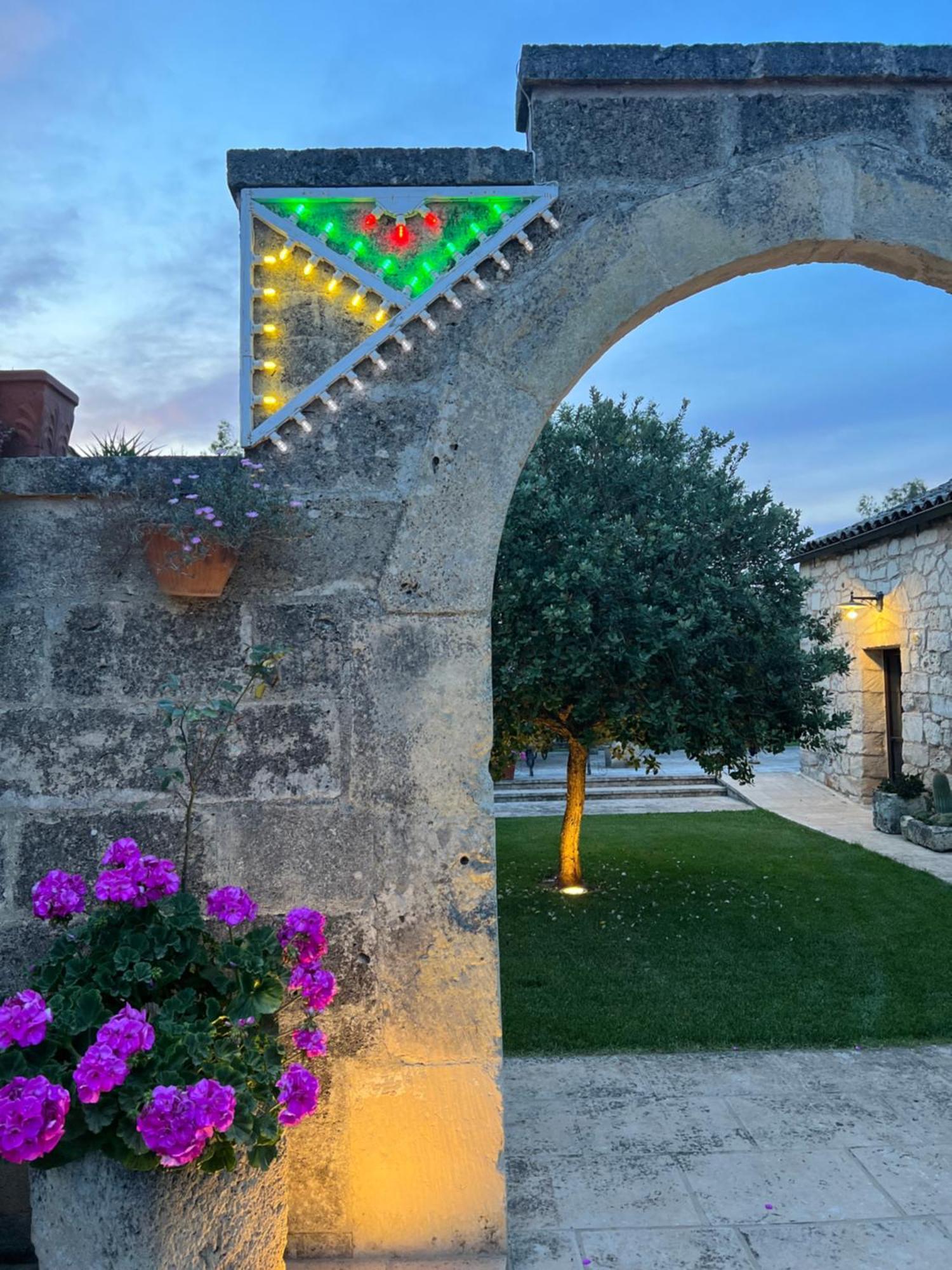 Masseria Casina Montana Корильяно-д'Отранто Экстерьер фото