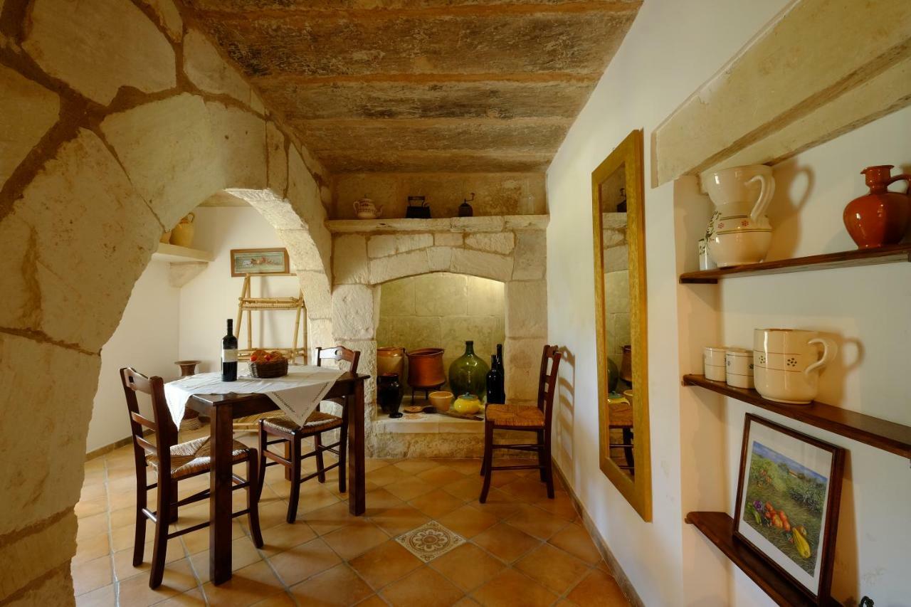 Masseria Casina Montana Корильяно-д'Отранто Экстерьер фото